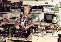 Herbert Winkler  am Mischpult- Audio Produktion für Diavertonung